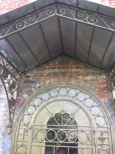 Дом 255 м² на участке 11 сот.