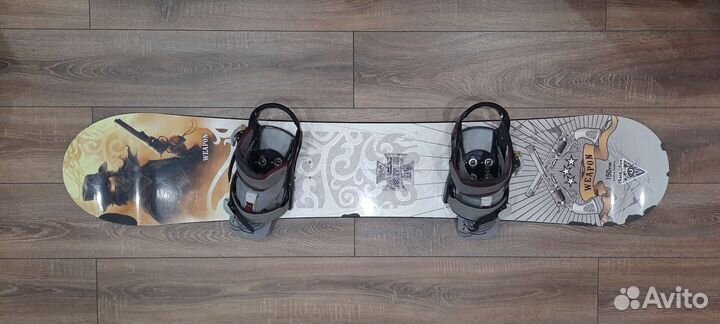 Сноуборд с креплениями