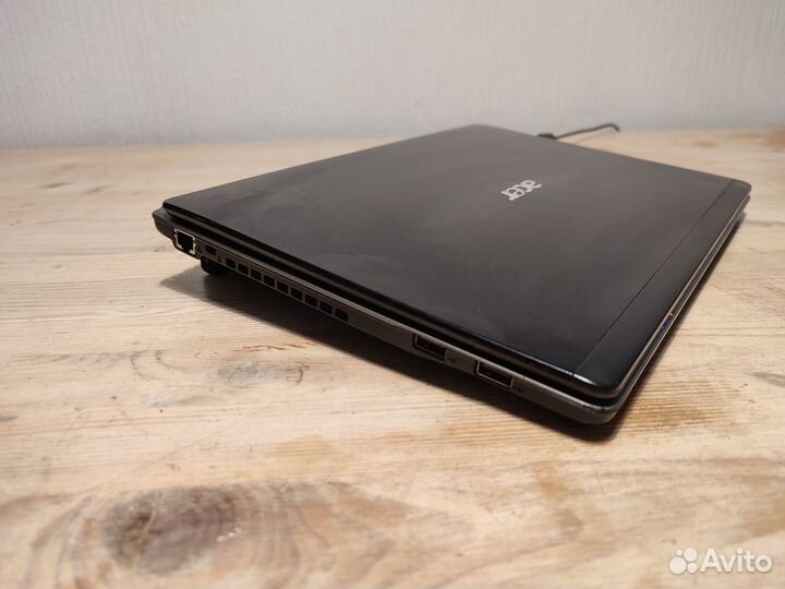 Быстрый ноутбук Acer i3