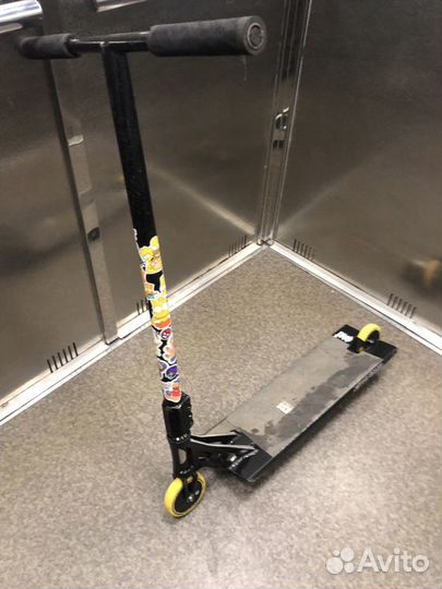 Трюковой самокат кастом стрит