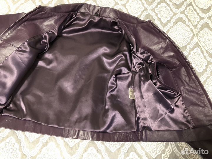 Кожаная куртка размер 48
