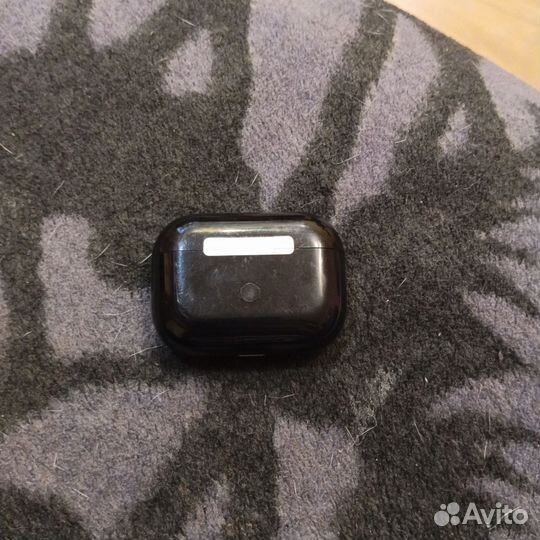 Беспроводные наушники apple airpods