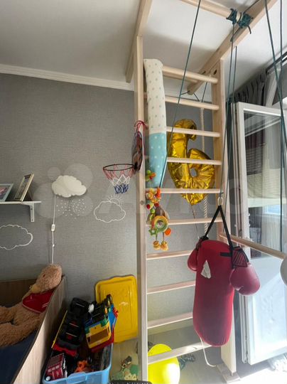 3-к. квартира, 63 м², 3/9 эт.