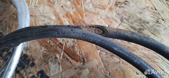 Трос стояночного тормоза Peugeot Partner Tepee B9