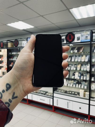 iPhone 11 Pro, 256 ГБ