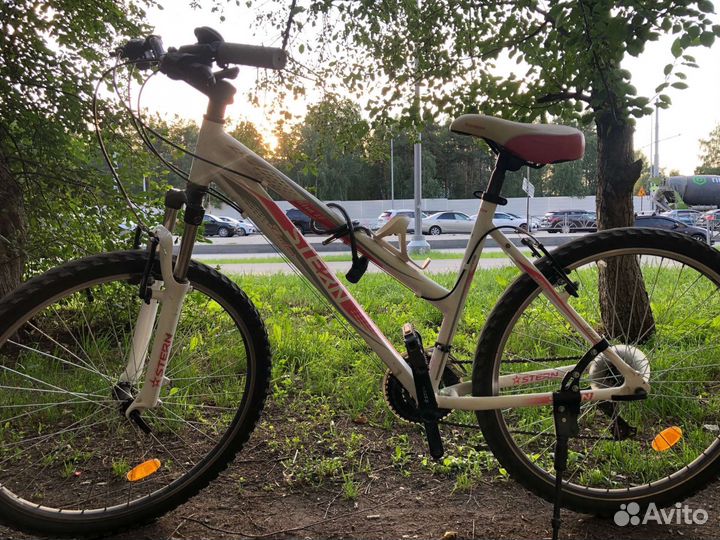 Велосипед взрослый женский. Торг