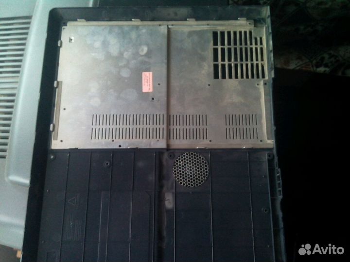 Корпус ноутбука roverbook explorer B 571 WH