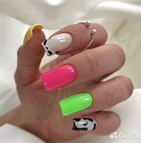 Наращивание ногтейПокрытие с укреплением гелем