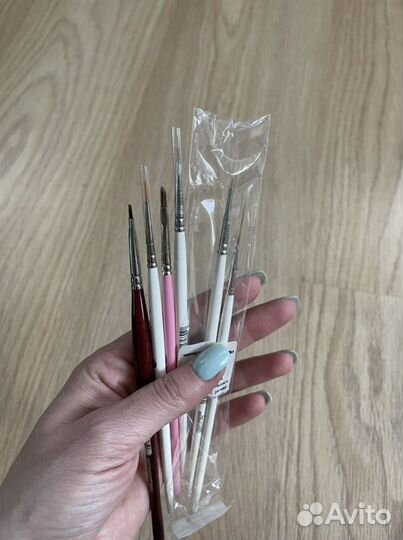 Кисти для маникюра CNI. Комплект