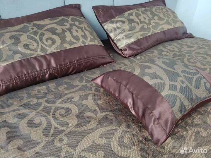 Комплект покрывало и наволочки