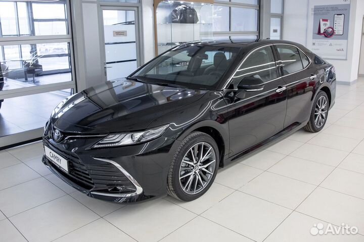 Toyota Camry 2.5 AT, 2023