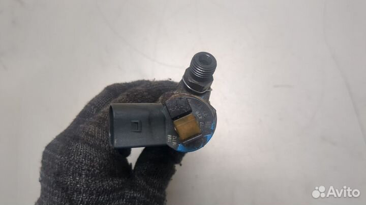 Форсунка топливная BMW 3 E90, E91, E92, E93