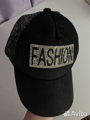 Кепка со стразами женская
