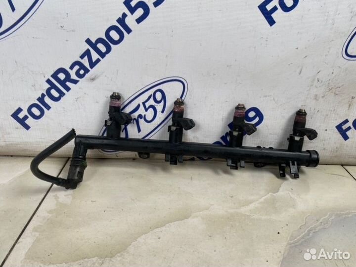 Рампа топливная Renault Scenic JM 1.6 (K4M) 2007