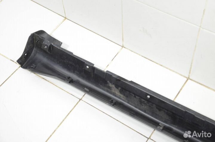 Накладка порога правая Nissan Juke F15 MR16DDT