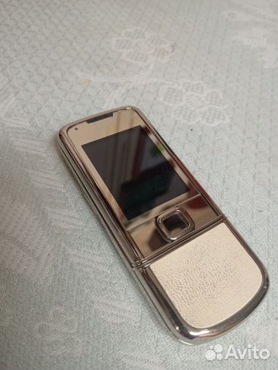 Nokia 8800 Gold Arte, 4 ГБ