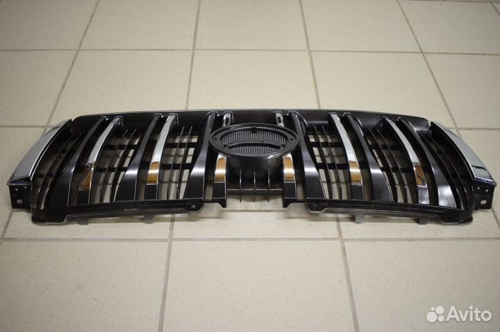 Toyota prado 150 Решетка радиатора новая