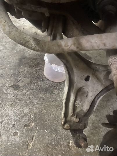 Рычаг передний audi 80 в4