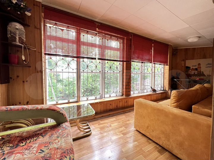 Дом 55 м² на участке 2 сот.