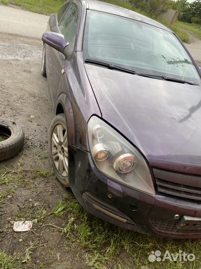 Запчасти на opel astra gtc h 2007