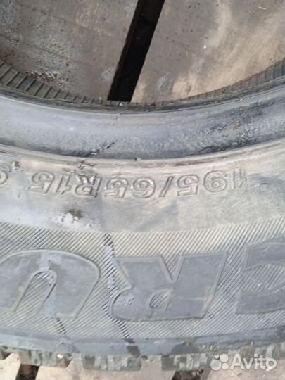 Bridgestone Ice Cruiser 7000 195/65 R15