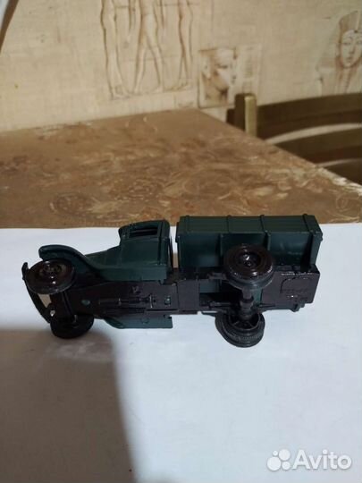 Машинка, моделька