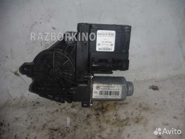 Моторчик переднего левого стеклоподъемника