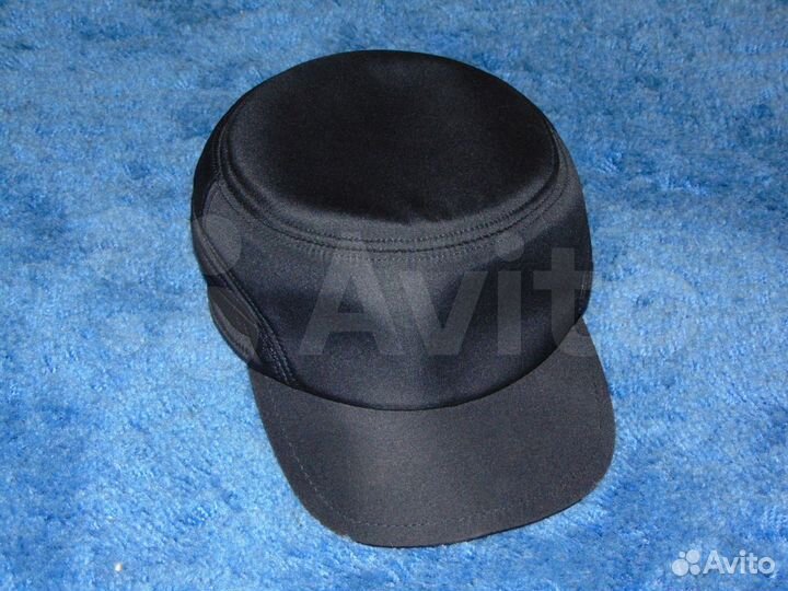 Кепка (утеплённая ) - новая