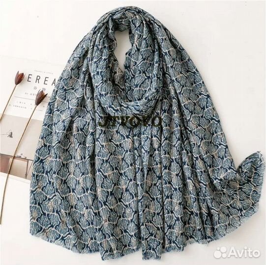Шарфы и палантины