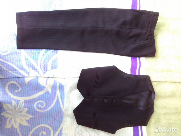 Костюм на мальчика в идеальном состоянии