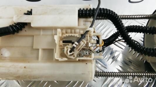 Датчик уровня топлива honda CR-V 3 (DVN05M701)