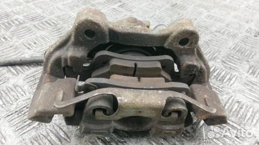 Суппорт тормозной задний левый jeep grand cherokee