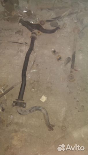 Toyota Land Cruiser 200 Стабилизатор передний