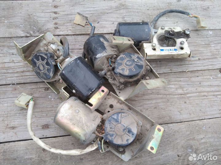 Моторчик стеклоочистителя Газель волга