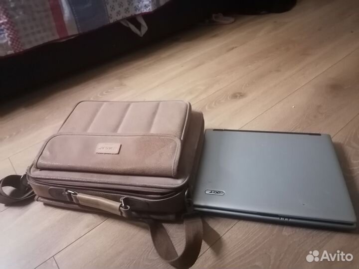 Ноут и сумка б/у