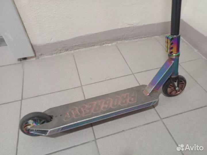 Трюковой кастомный самокат (На запчасти)
