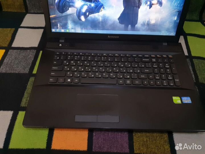 Ноутбук Lenovo G700 проц i5 озу 8Гб