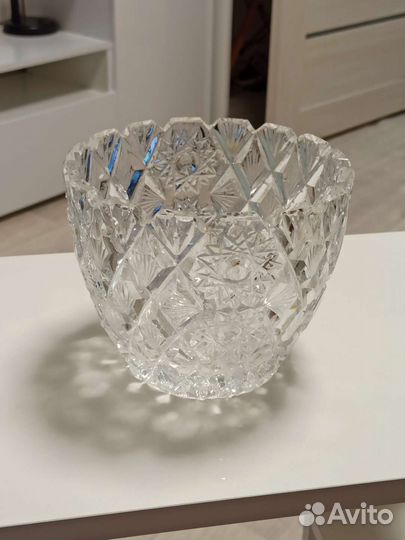 Хрустальная ваза