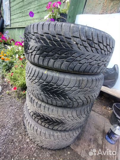 Nokian Tyres Hakkapeliitta R3 205/65 R16