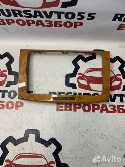 Рамка магнитолы Vw Passat B6 2.0 tfsi BWA 2007