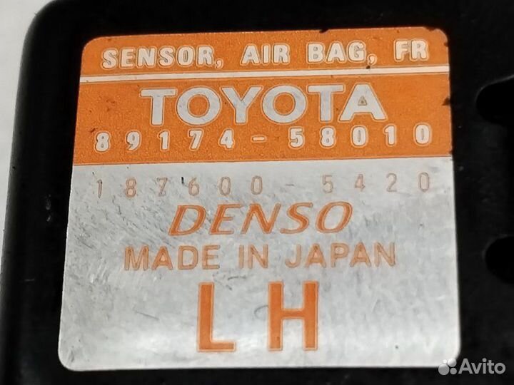 Датчик удара передний левый Toyota Alphard ANH15