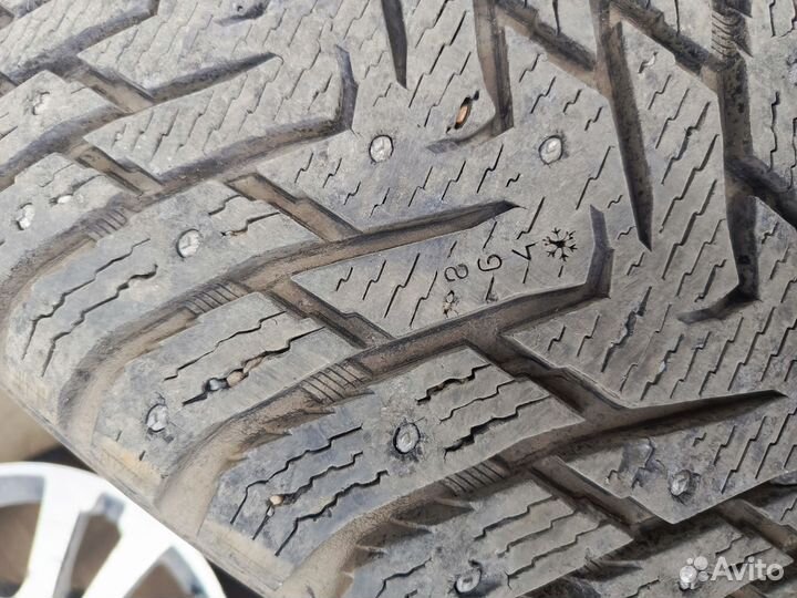 Nokian Tyres Hakkapeliitta 8 SUV 265/60 R18 114T