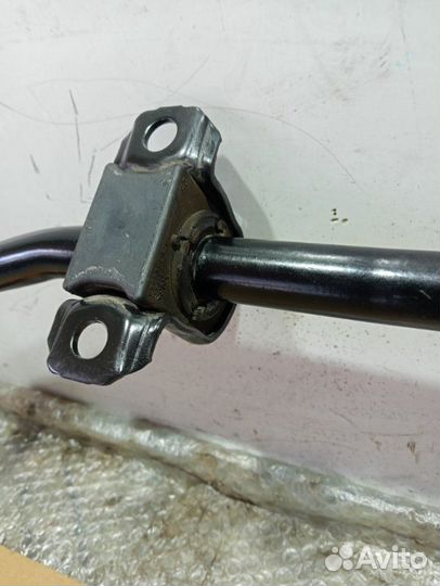 Стабилизатор задний задний Toyota Camry V75