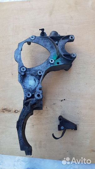 Для Рено кронштейн