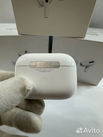AirPods и AirPodsPro