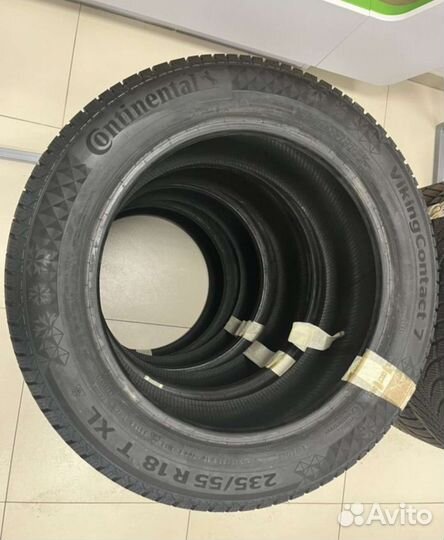 Continental ContiVikingContact 7 235/55 R18 104T