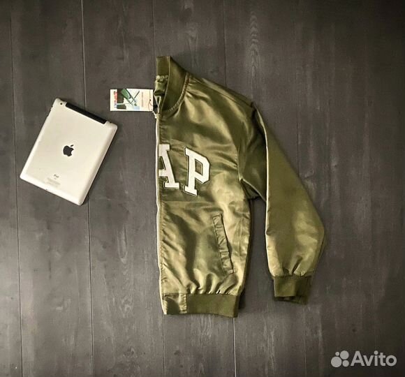 Куртка бомбер (Gap)