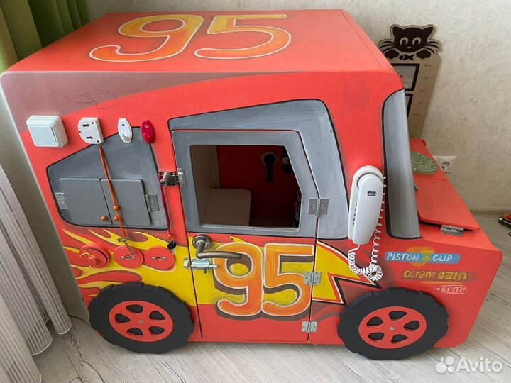 Бизиборд машина молния маквин