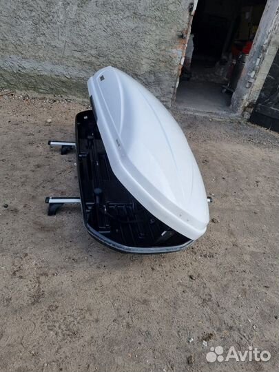 Автобокс на крышу Thule Motion 800 XL белый