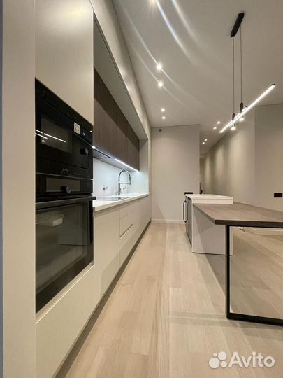 Кухня с островом